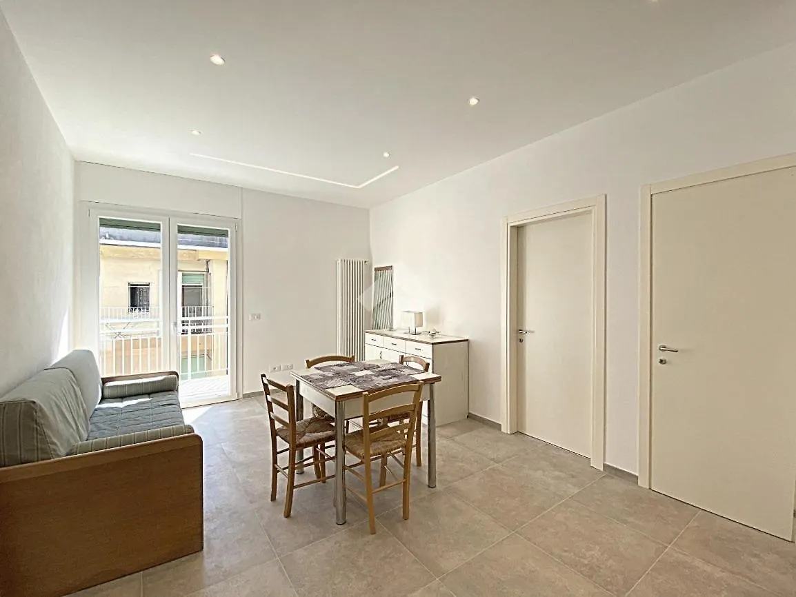 Residence Cristallo Alassio Aparthotel